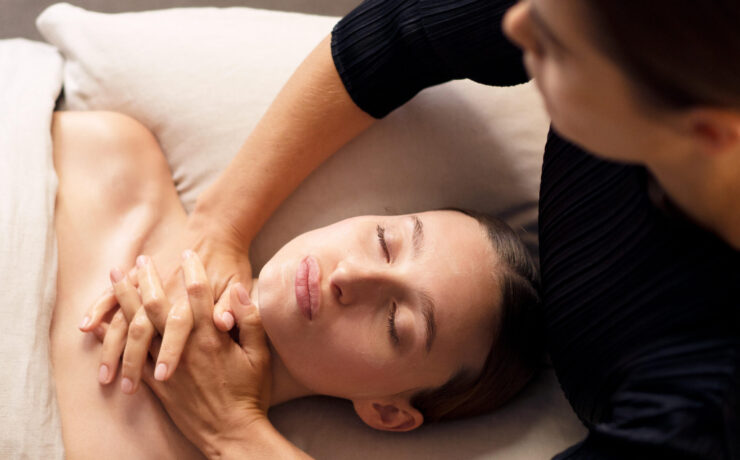 The RATIONALE PhotoGenic Resilience Facial - by Dermal Therapist Bron